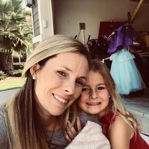 Meet your Posher, April